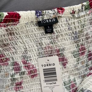 Torrid Size 1 Off Shoulder Challis Smock with Flare Sleeves New With Tag